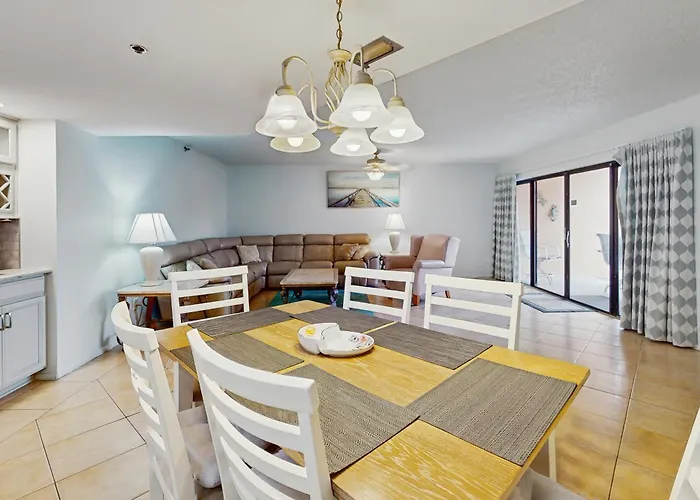 Reef Club 105