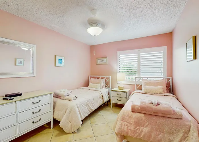 Holiday home Reef Club 105
